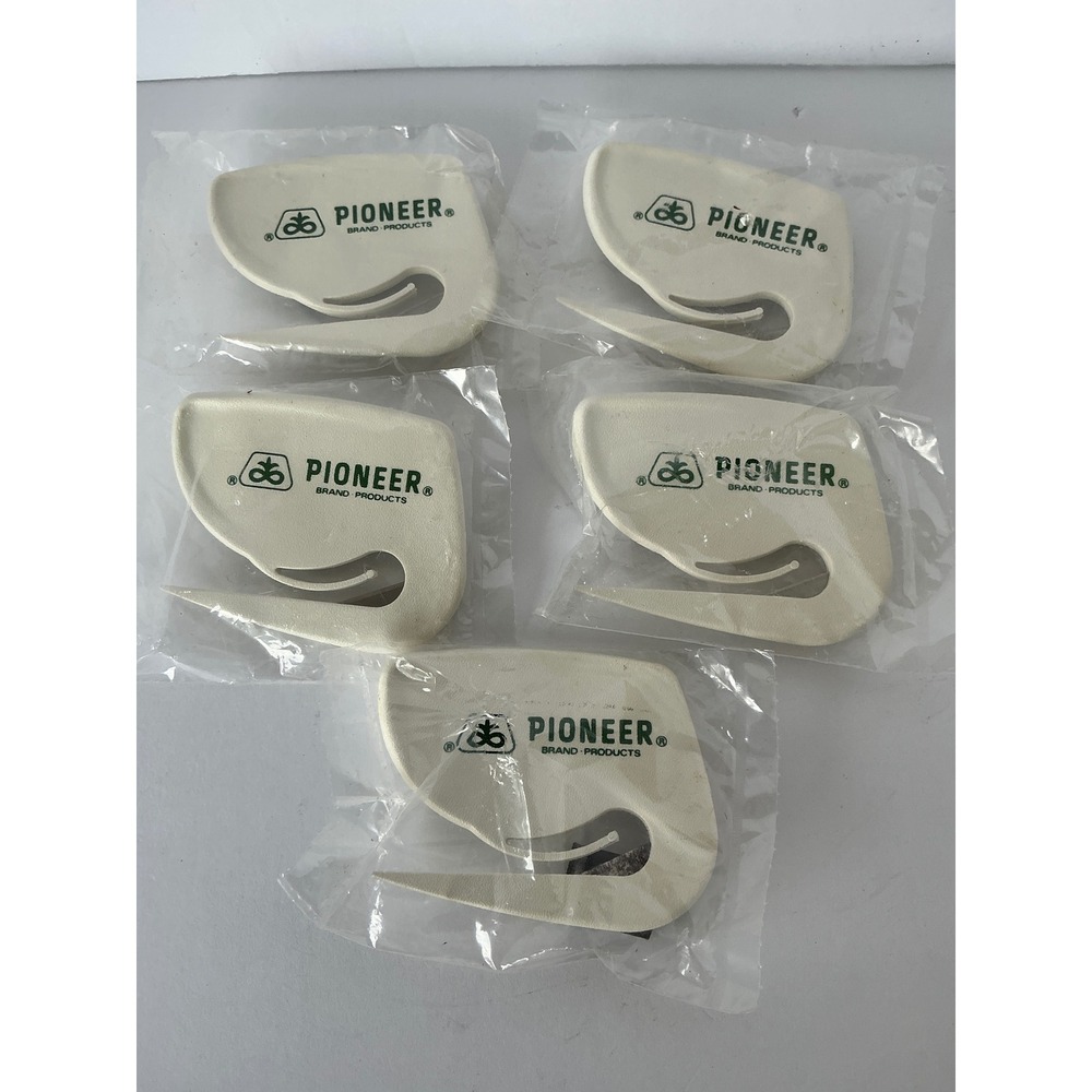 Pioneer Letter Opener Magnetic‎ Safety Blade Cream Lot of 5 Vintage NWT